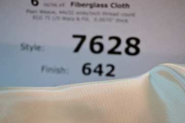 7628 plain tight weave 6 oz/sq yd fiberglass cloth loose close up from Thayercraft