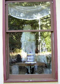 Todd's fiberglass ghost made with fiberglass from Thayercraft